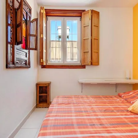 Ferienhaus Casa Golfin - Colorful House With Large Terrace In The Sunny South Arona (Tenerife)