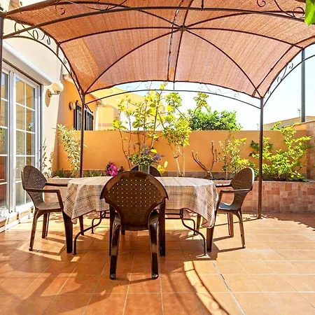 Casa Golfin - Colorful House With Large Terrace In The Sunny South Ferienhaus Arona (Tenerife)